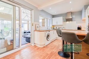 Photo 24- click for photo gallery